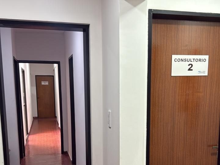 Pasillo de acceso a los consultorios